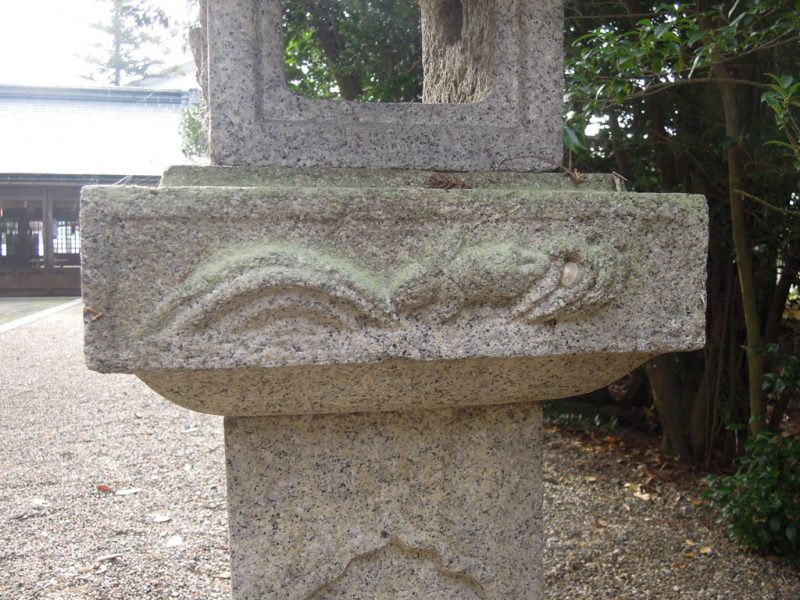 高瀬神社 境内灯籠 兎