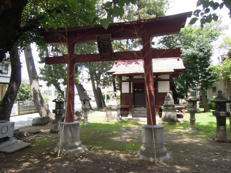 稲荷神社 (稲荷新田町) 鳥居