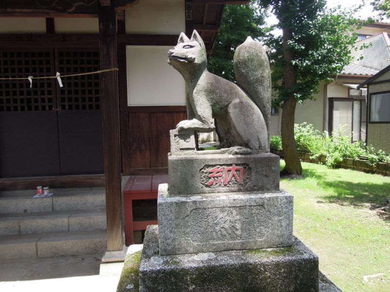 稲荷神社 (稲荷新田町) 神狐