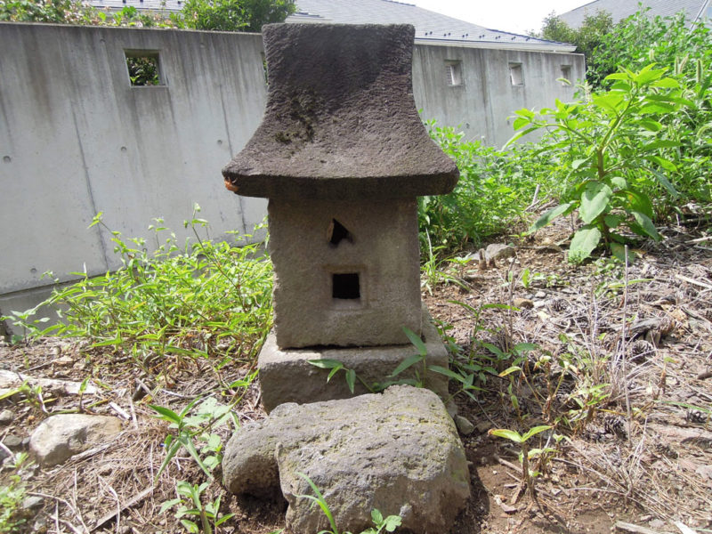 日枝神社(新保町) 石祠