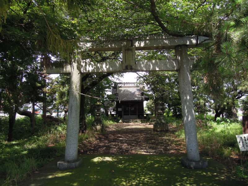 大住神社(南大類町) 境内・鳥居