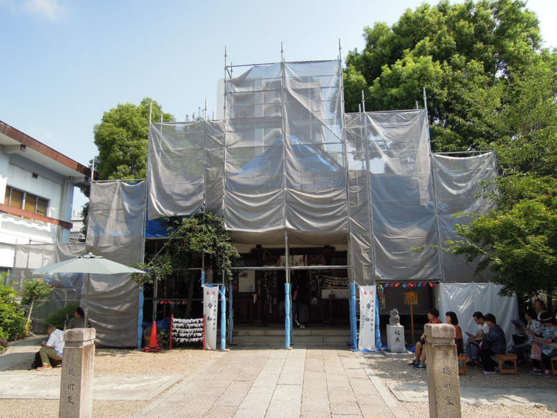 大須三輪神社 拝殿（改装中）