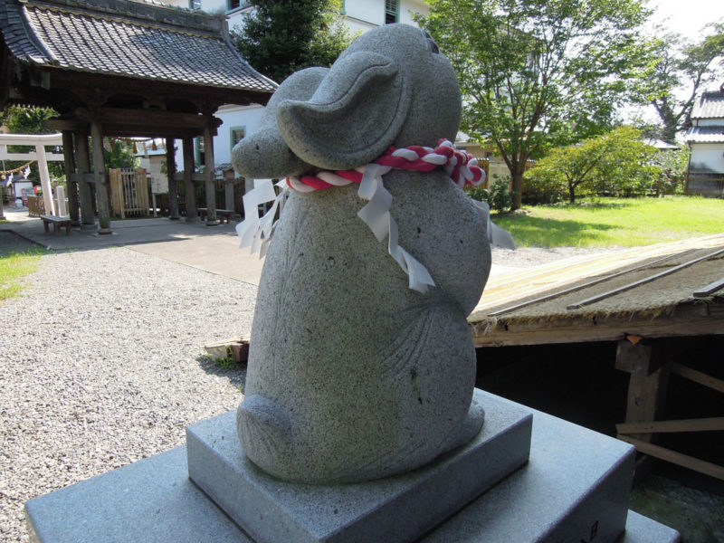 淡海國玉神社 狛兎 右