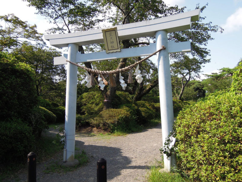 矢奈比賣神社 霊犬神社 鳥居