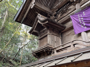 高千穂神社 本殿 左側 小社